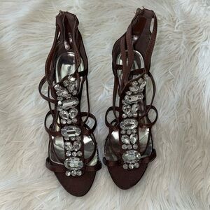 Brown bing sandal